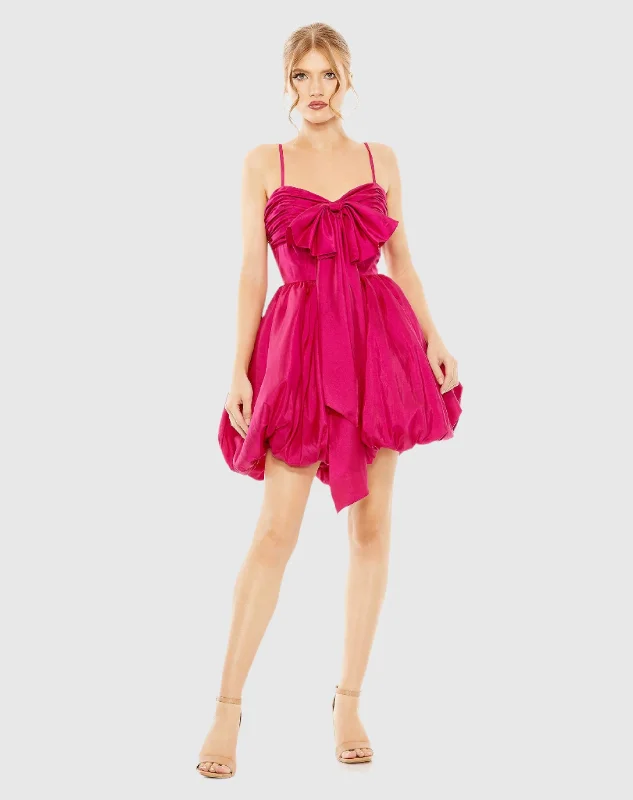 Velvet mini dresses for autumn weddingsSpaghetti Strap Center Bow Balloon Mini Dress Velvet mini dresses for autumn weddingsSpaghetti Strap Center Bow Balloon Mini Dress